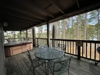 Mountain Harbor Lodge Cottage on Lake Ouachita Hotels in Mount Ida