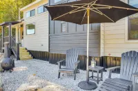Deck, Grill and Fishing Pond Modern Cookeville Gem - 3 étoiles