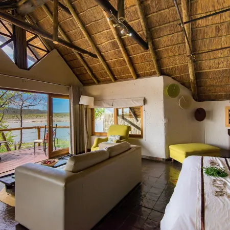 Tau Game Lodge