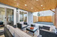 Pacific Northwest Retreat Duplex 3Min from Seattle by Redawning Hotels in Tukwila