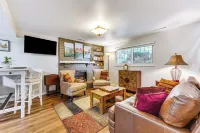 Hillside Place w/ Mountain Views ~ 8 Mi to Dtwn! - Apartments