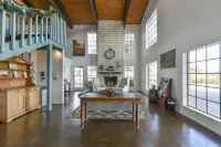 Windcrest Inn and Suites Các khách sạn ở Gillespie County