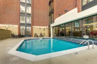 Drury Inn & Suites Columbus Dublin