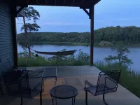 Lakefront Cabin - Thoughtful Design and Breathtaking Views