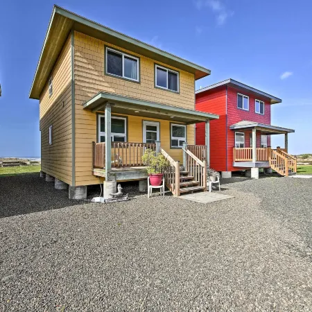 Sanderling Sea Cottages, Unit 9 with Ocean Views!