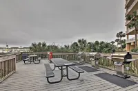 Beachfront Destin Condo w/ Pool & Harbor View! - Condos