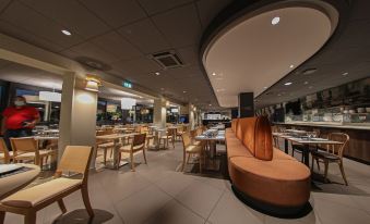 Ibis Styles Clermont-Ferrand le Brézet Aéroport