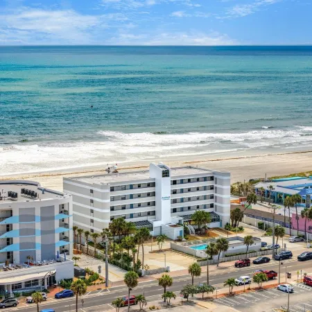 Boardwalk 205