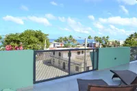 Casa Verde Hotel - Steps to the Beach, Pool, Restaurant & Bar - Meerblick