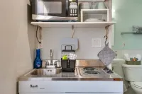 Cozy Simi Valley Studio < 10 Mi to Hiking & Golf