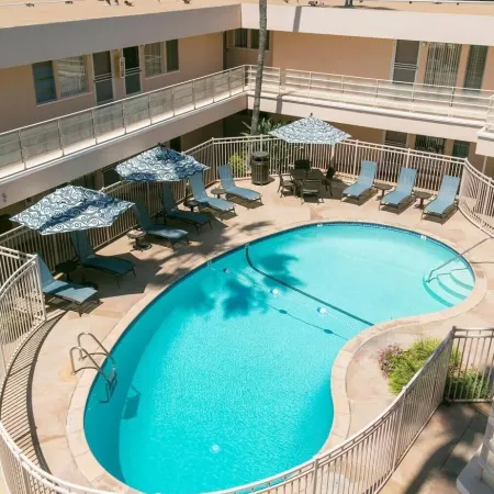 La Jolla Riviera Inn