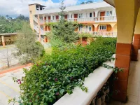 Hotel Real Classic Inn - Parkplatz