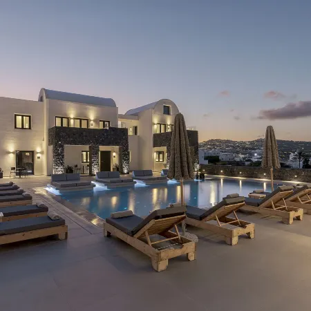 Onyx Hotel & Suites