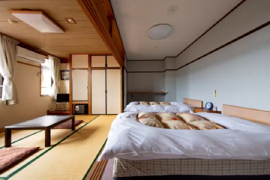 Kokumin Shukusha Enasansou