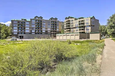 Cozy Frisco Condo 360 Mtn Views and Shared Hot Tub!
