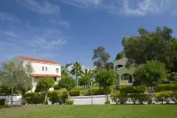Govino Bay Hotel di Limni