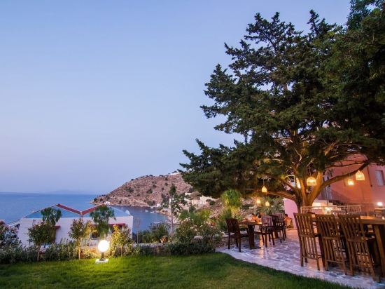 Niriides Hotel Apartments