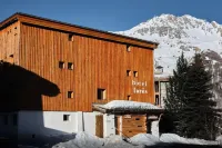 Hôtel les Lorès Hotels in Lanslevillard