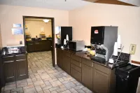 Days Inn & Suites by Wyndham Kaukauna WI Hôtels à : Little Chute