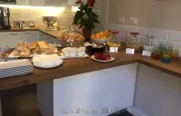 7 Bell's House - breakfast