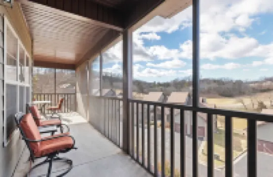 더 네스트 온 버디 레인 포 8!