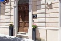 Reverse Art Hotel Hotels in Vasto