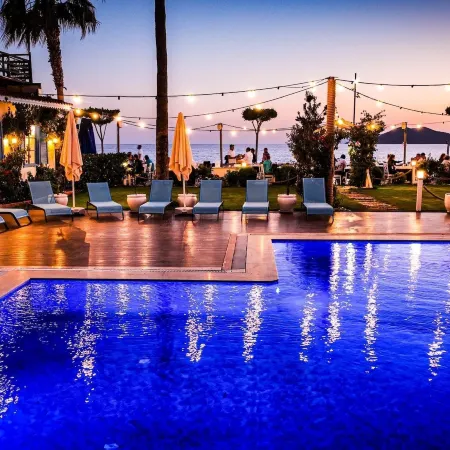 URAS BEACH HOTEL