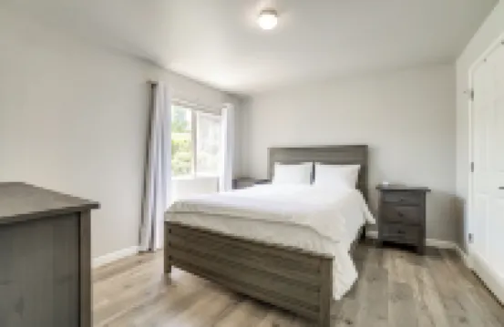 3 マイル トゥ ダウンタウン：ゲーテッド コンド ウィズ パティオ イン リノ！