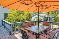 10 Mi to Redding: Serene Escape w/ Spacious Yard! - spa