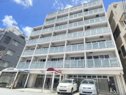 Condominio Makishi Hotels near Peace Street