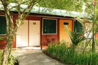 Turtle Beach Lodge Hotels near Tortuguero River