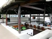 Trupial Hotel & Casino