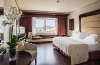Hotel Andalucía Center