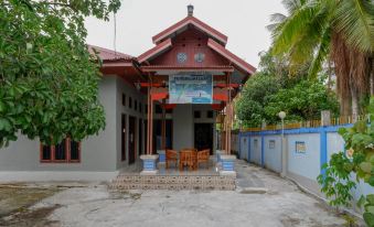 RedDoorz @ Wangi-Wangi Island Wakatobi