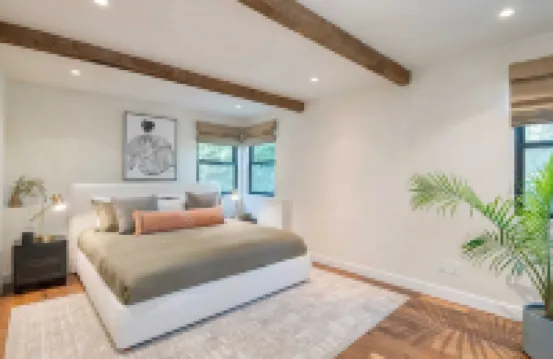 ซิลเวอร์ สกรีน บาย อะวันสเตย์ หลบหนีให้หรูในสวนหลังบ้าน