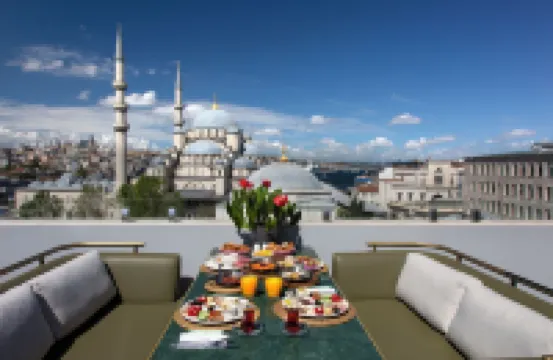โรงแรมเมสต์ อิสตันบูล ซิรเกจิ