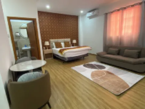 July Apartments Hotels in Sint Maarten