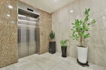 Anyang Rivera Отели рядом с достопримечательностью «ANYANG UNIVERSITY ANYANG CAMPUS»