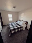 Stockton Lakes’ Rustic Retreat - Cozy & Close