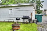 4 Mi to Dtwn Rochester: Charming Apt w/ Patio!
