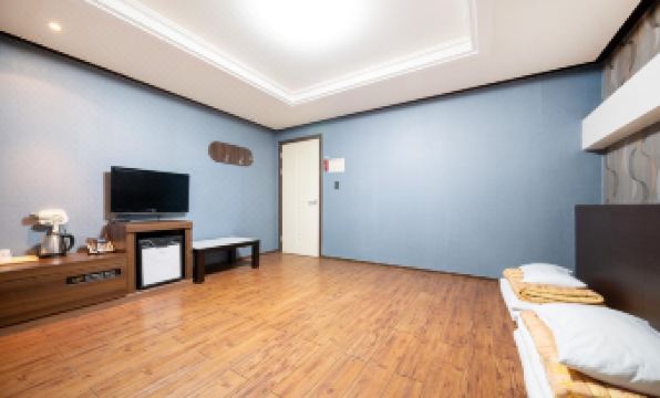 Haenam Woosuyoung Hotel