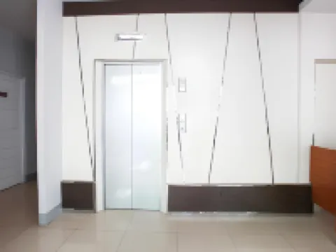 Apita Express Hotel Hotels in Kesambi