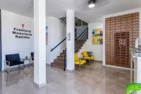 Capital Hotel Saltillo Отели в г. Сальтильо