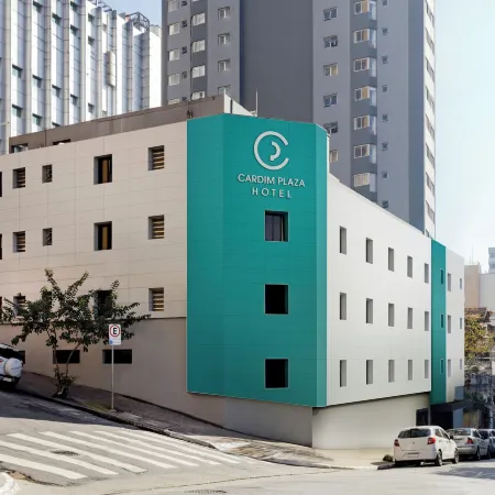 Cardim Plaza Hotel Отели рядом с достопримечательностью «Площадь Либердаде»