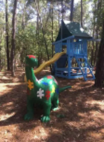 Angeltom Cabin & RV:20 Acre Woods - >16 pip + Jacuzzi + treehouse + UTV + 2ponds