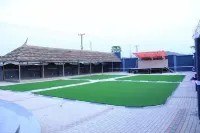 Side View Hotel Hotels in Ikom