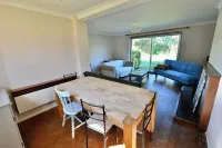 Contractors Accommodation Hotels in Harvington