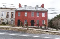 Light Horse Inn