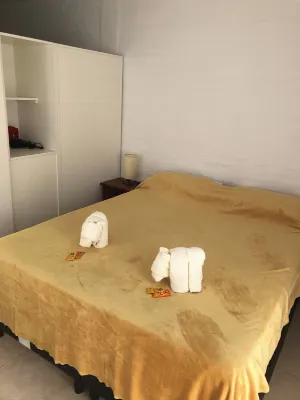 Cozy 1-bedroom apartment with AC, WiFi in charming San Juan Hotel a