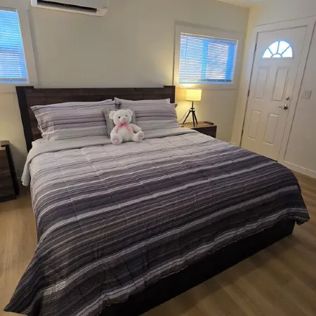 Cozy small home one bedroom